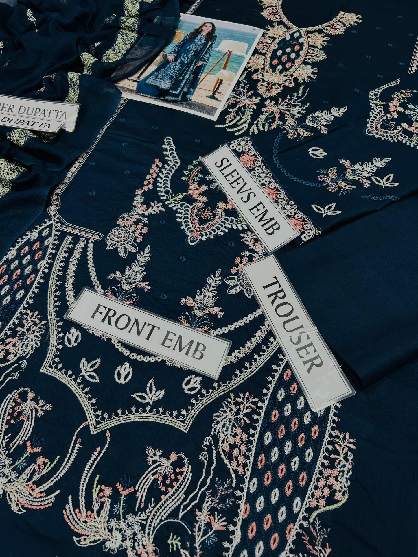 3 PIECE - UNSTITCHED | LUXURY EMBROIDERED LAWN - QL1182